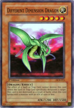 Different Dimension Dragon (V.1) DCR-EN015 Super Rare Englisch